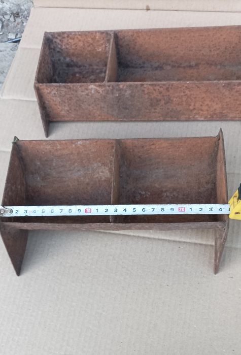 Кормушки металлические