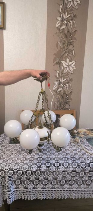 Żyrandol mosiężny