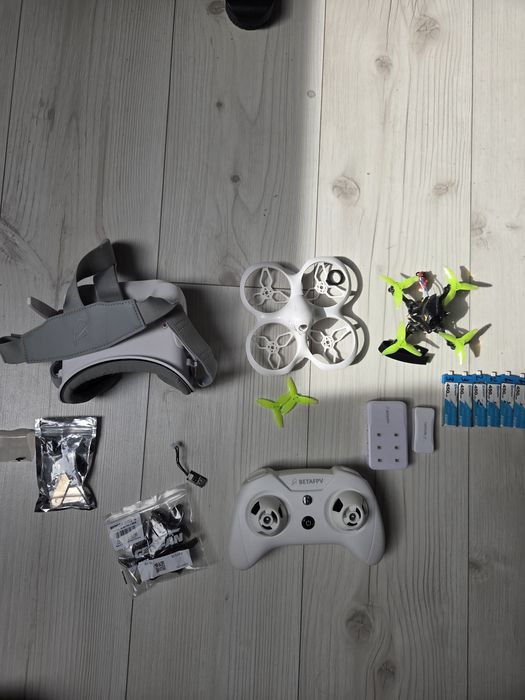 Betafpv cetuz x gogle, 6 bateri, aparatura