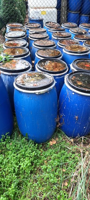 Beczki beczka 120l plastikowe 100szt. Brudne