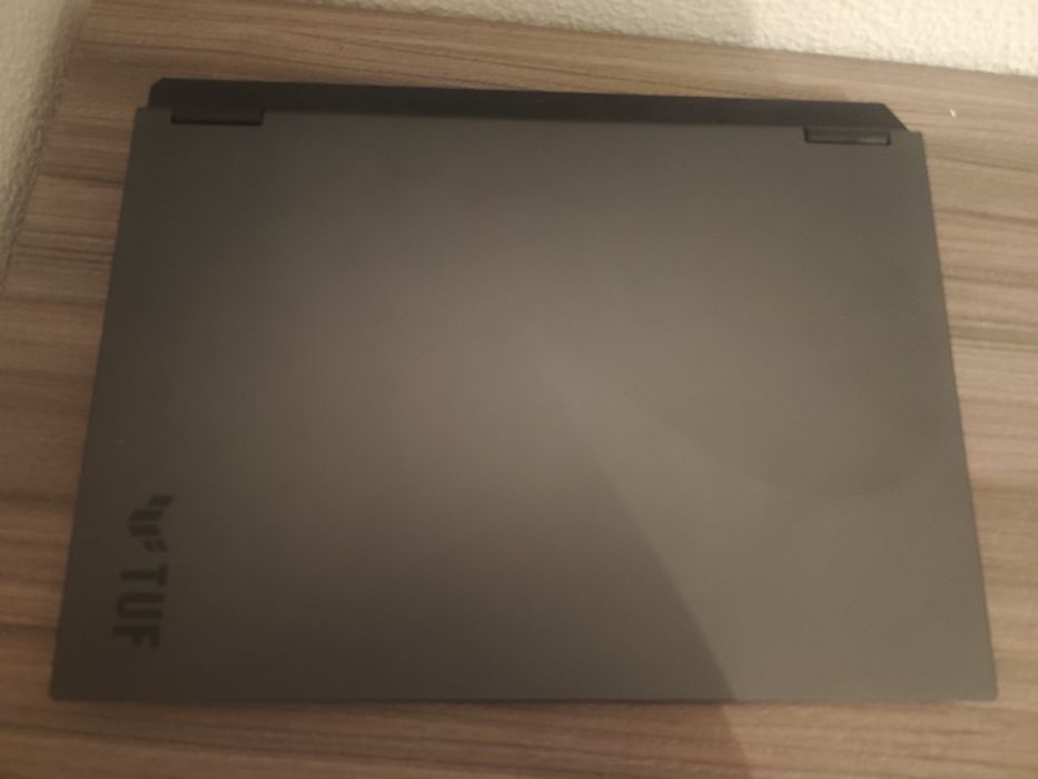 Notebook ASUS + Monitor AOC