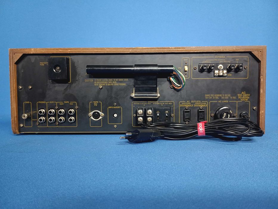 receiver AKAI AA-910