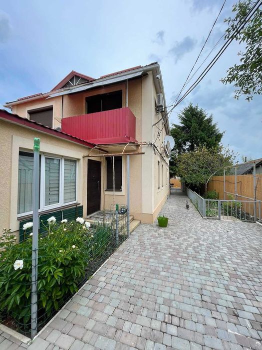 Продаётся шикарный 2х этажный дом в Центральном районе города!