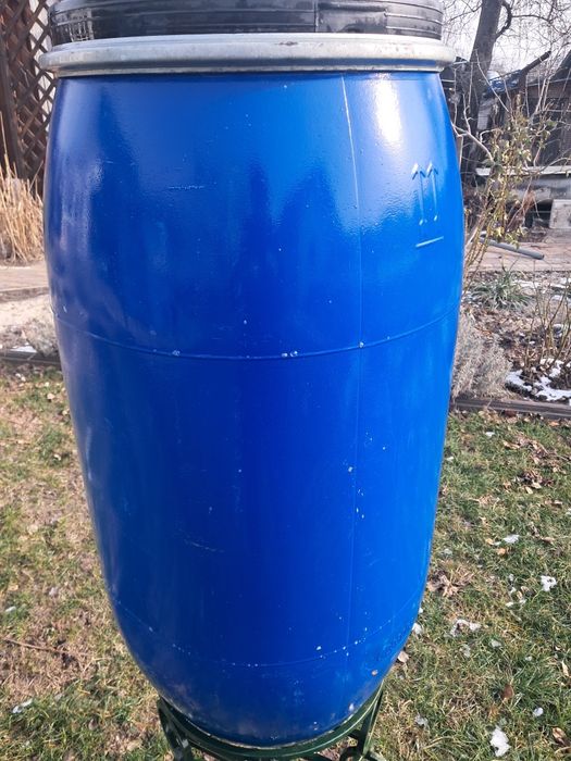 Бочка пєт для зберігання зернокультур