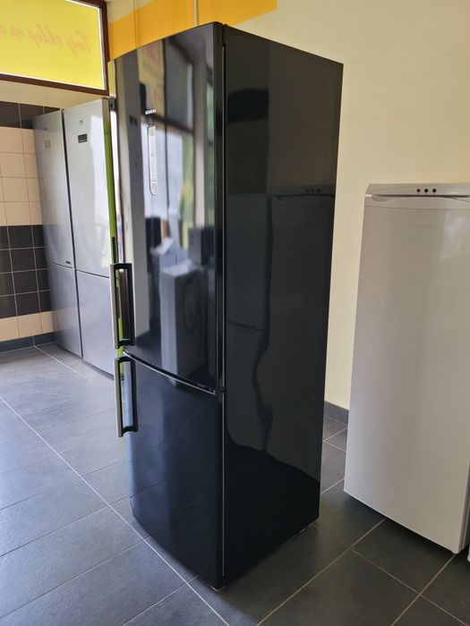 Sprzedam lodówkę firmy Siemens z możliwością dostawy