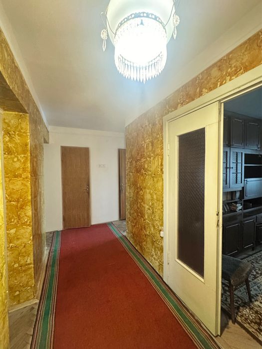 Читайте уважно! Продаж частки 1/2 (половини) квартири, яка в співвласності - вулиця Юрія Липи (бічна Чорновола) / 3 кімнати / 9 поверх