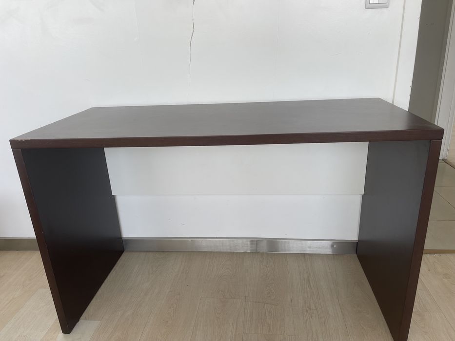 Secretaria de madeira