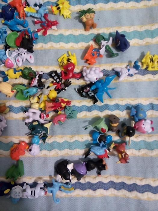 Figuras Pokémon 3/4 cms