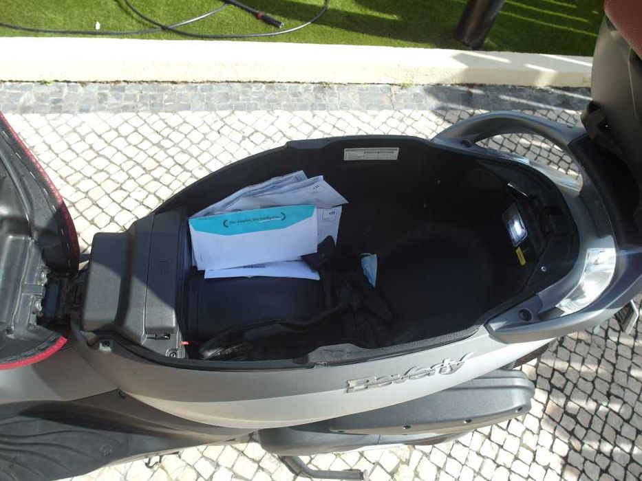 Scooter Piaggio Beverly 350 Impecável 29.700 Km