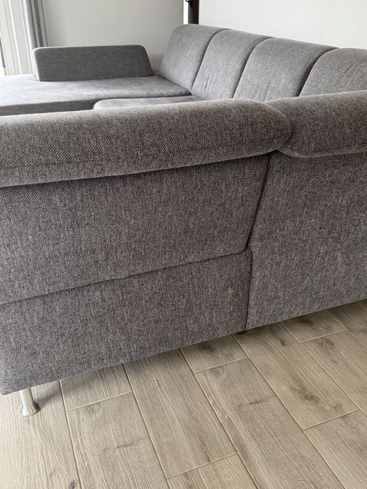 Naroznik ciemno szary