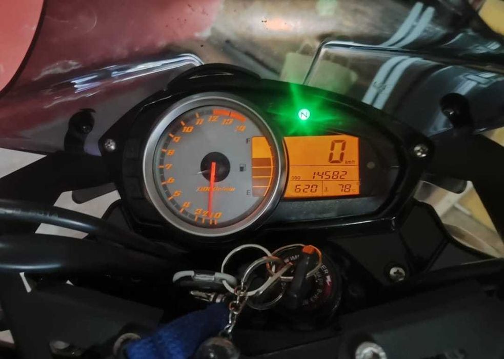 Mota Kawasaki Z750