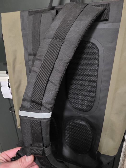 Mochila motowolf propria para moto  waterproof