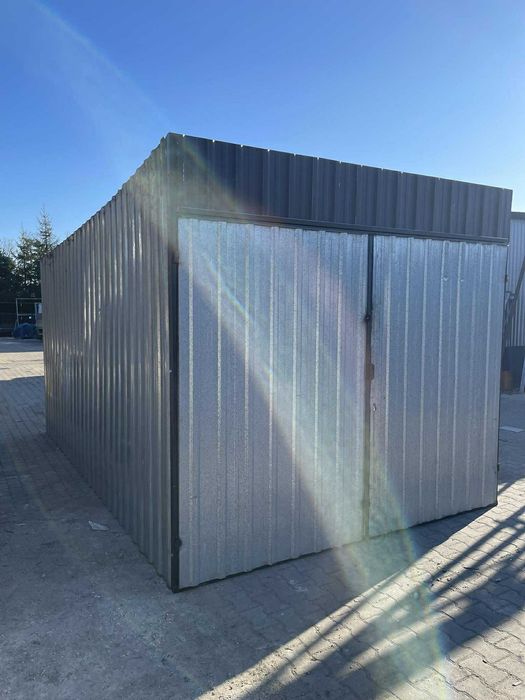 Garaż blaszany budowlany 3x5