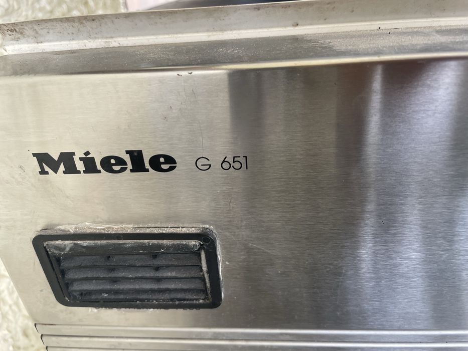 Maquina lavar loiça Miele G 651 Plus