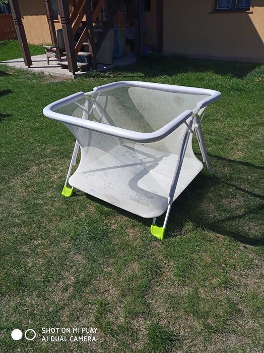 Kojec dla dziecka.(Ogrodzenie,bramka,plac zabaw)