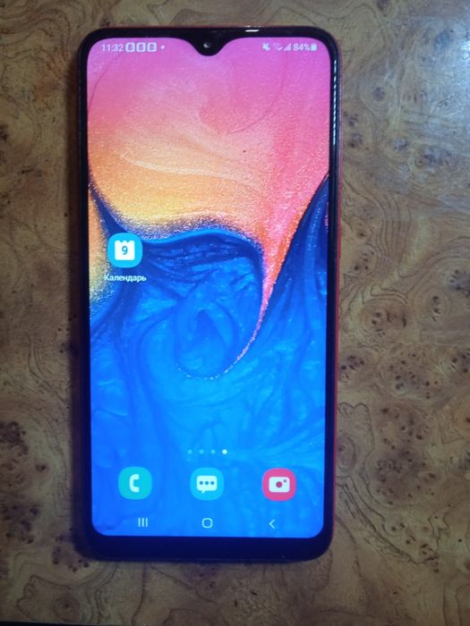 Продам смартфон samsung galaxy a10