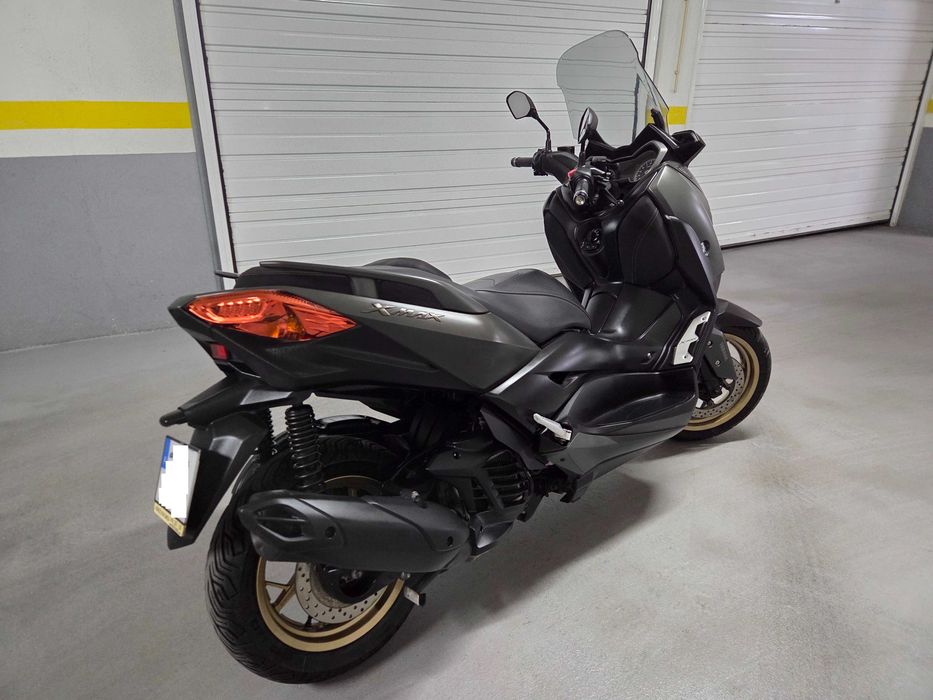 Yamaha XMax125 Tech-max 2022 e 32000km
