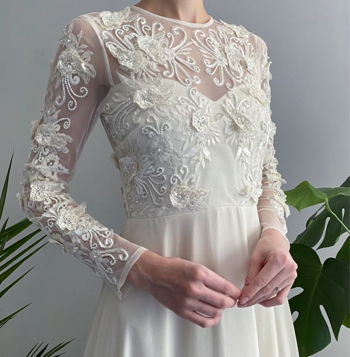 Bogato zdobiona suknia ślubna boho glamour