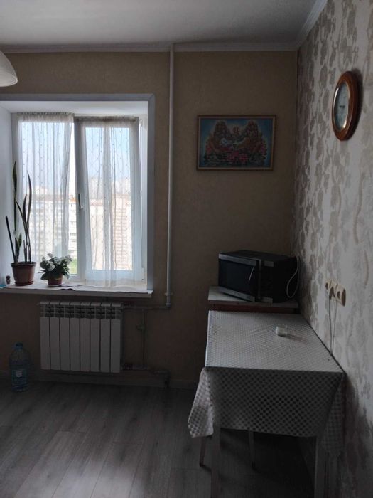 Продаж 1-кімнатної квартири пр. Червоної калини,38/10, Троєщина