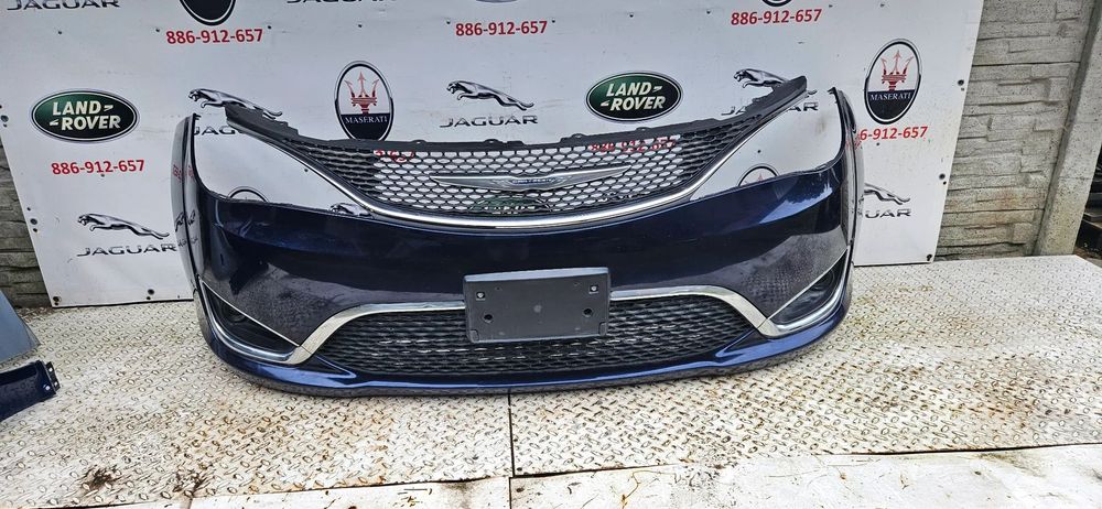 Chrysler Pacifica 2016- Kompletny zderzak przód Zderzak przedni pod halogeny Listwy chromowe CHROM KOLOR PBX