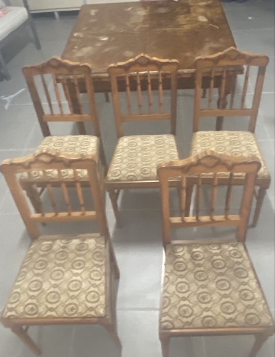 Mesa Antiga Sala com Aumento  e 5 Cadeiras