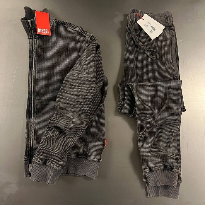 Чоловічий костюм Diesel / 5500 UAH