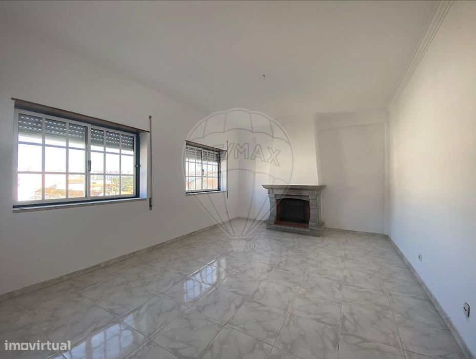 Apartamento T3 para venda — Pinhal Novo, Setúbal