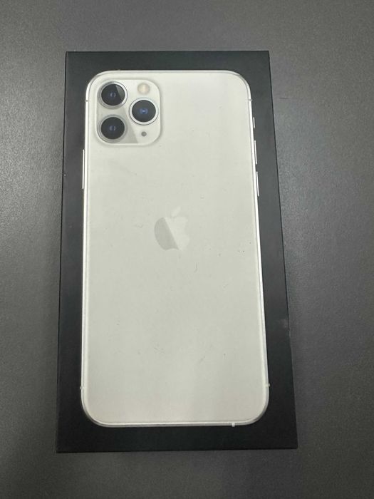 Telefon Apple  Iphone 11 PRO 64GB Silver bez akcesoriów, na części.