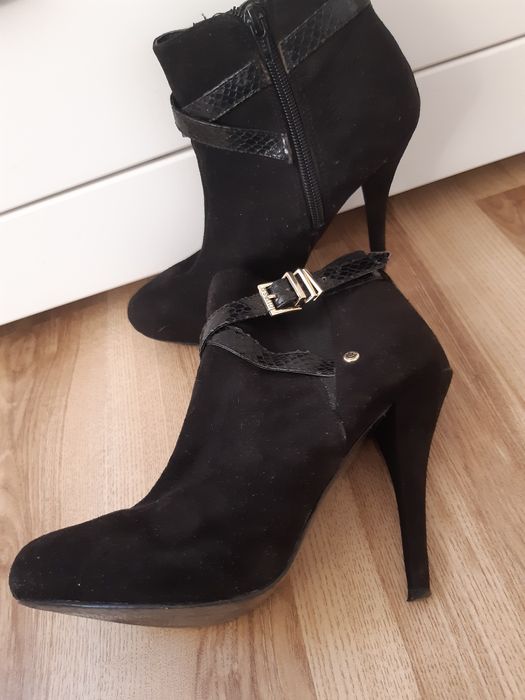 Botki szpilki Guess rozmiar 36