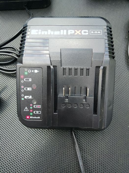 Ładowarka Einhell PXC  3A