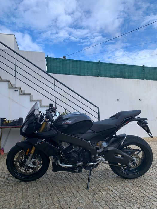 Aprilia Tuono 1100 V4