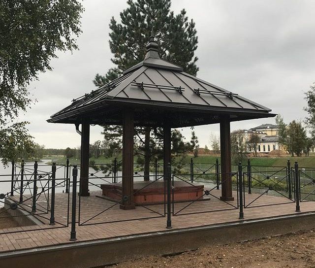 Кровельшик,жестянщик,покрiвельник