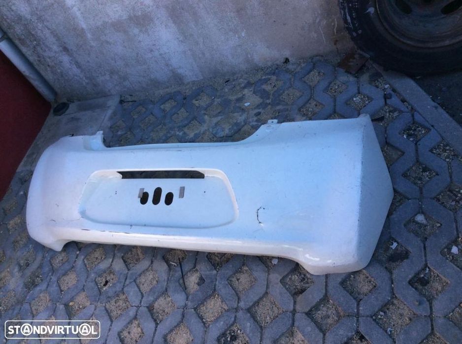 Parachoque Toyota iQ