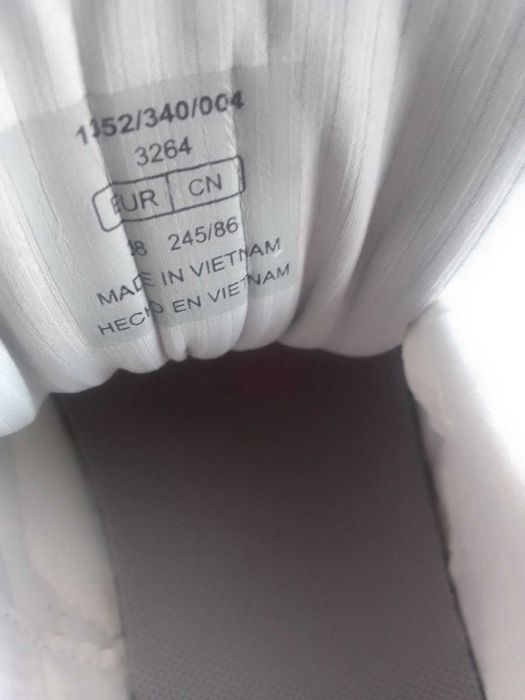 Нові кросівки 38 Pull&Bear