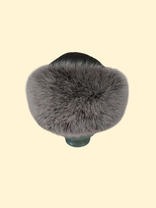 Шкіряна шапка-боярка жіноча