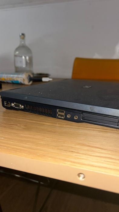 Computador completo a funcionar em perfeito estado
