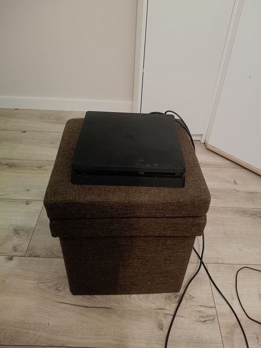 Ps 4 slim opisss!