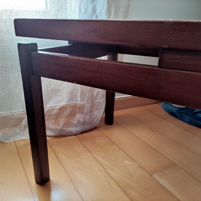 Mesa de apoio / centro em excelente estado