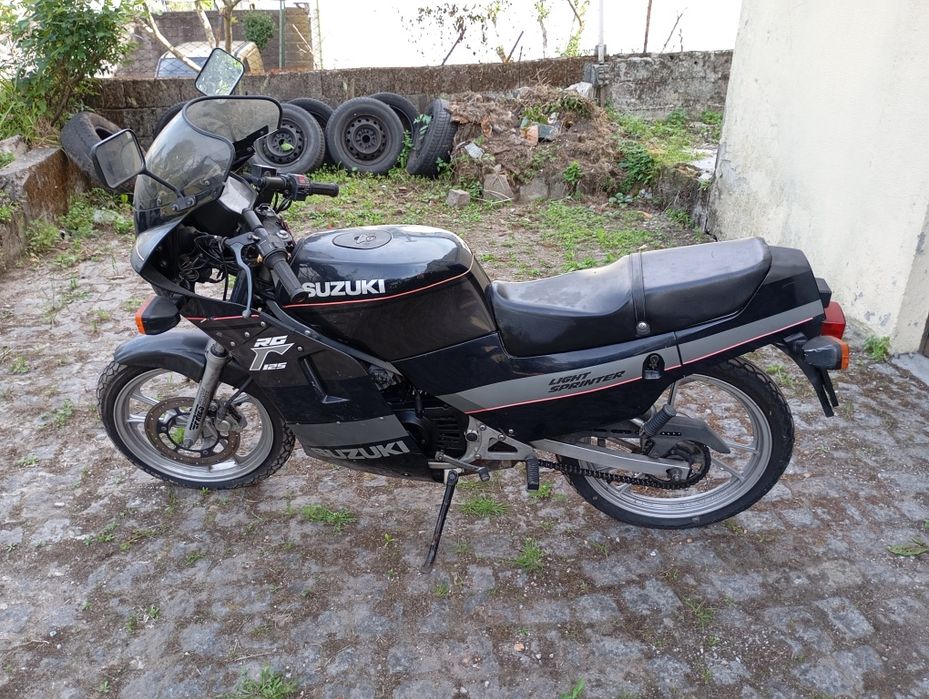 Suzuki 125 RG documentos suíços