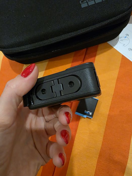 Go pro hero 10 com cartão memória e acessórios