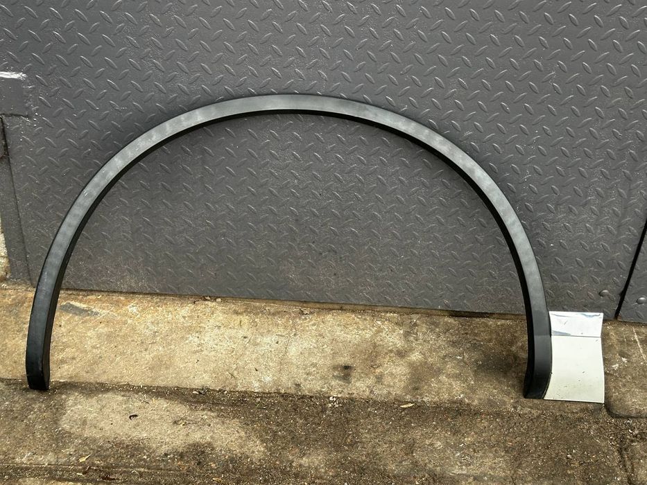 Крылья и их части Volkswagen Touareg