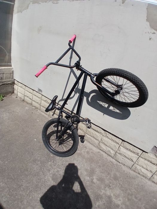 Продам трюковий велосипд БМХ