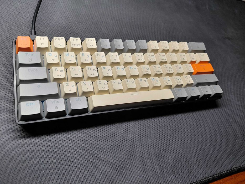 Клавіатура механічна дротова GamePro MK130R Hot-Swap Red Swich 60% RGB Black