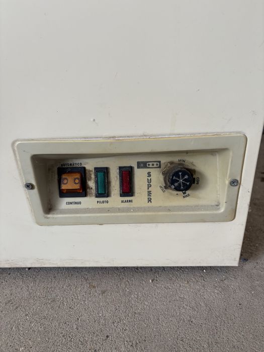 Frigorifico arca antigo