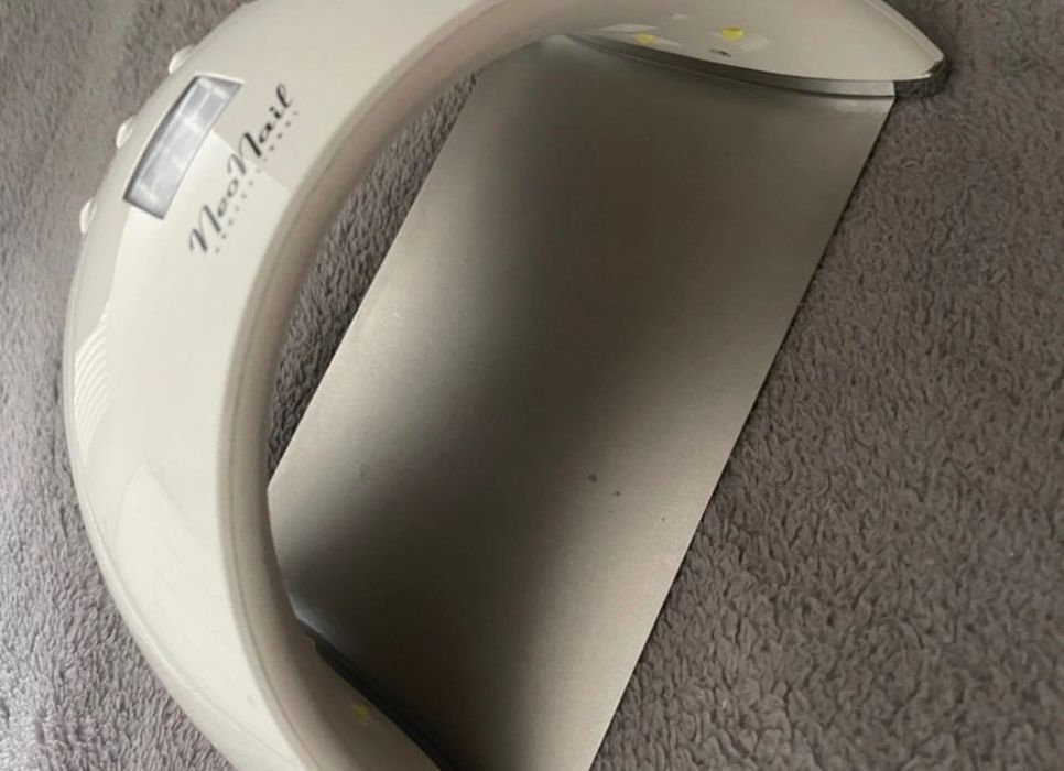 lampa do robienia paznokci NeoNail