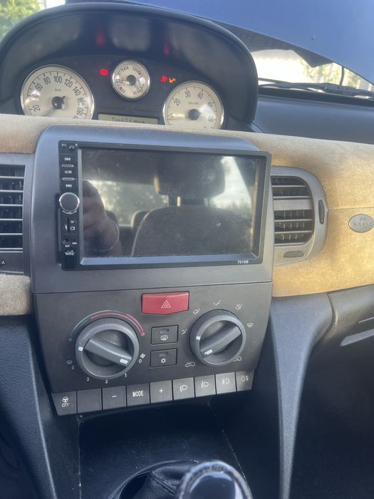Lancia  ypsilon
