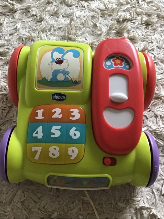Telefone musical Chicco