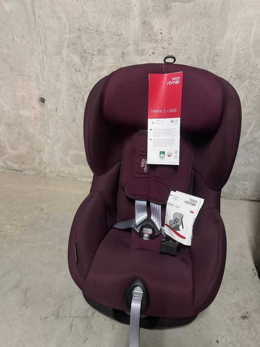 Автокрісло Britax Römer Trifix2 i-SIZE Burgundy Red 9 місяців—4 роки
