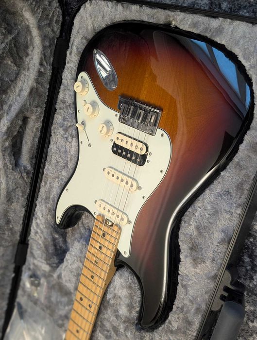 Электрогитара Fender American Elite Stratocaster HSS Shawbucker