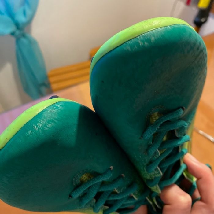 Adidas korki młodzieżowe